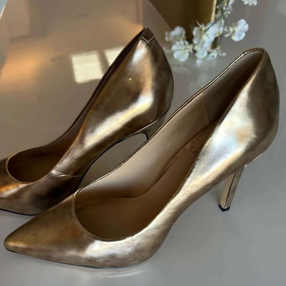 Vince Camuto Pumps - Picture 5 of 9